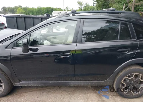 2014 Subaru Xv Crosstrek 2.0I Premium z USA, uszkodzony, nr VIN JF2GPACC7E8243949